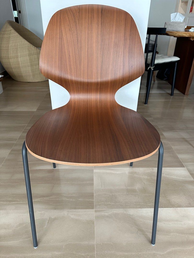 Boconcept Florence Chair D088 Walnut, Furniture & Home Living