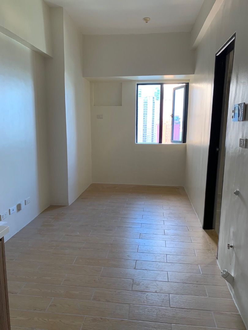 Brand New R Square Studio Unit 20sqm Walking Distance DLSU Taft