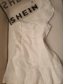 BRAND NEW SHEIN WHITE ONE SHOULDER DRESS with lining (Size L)