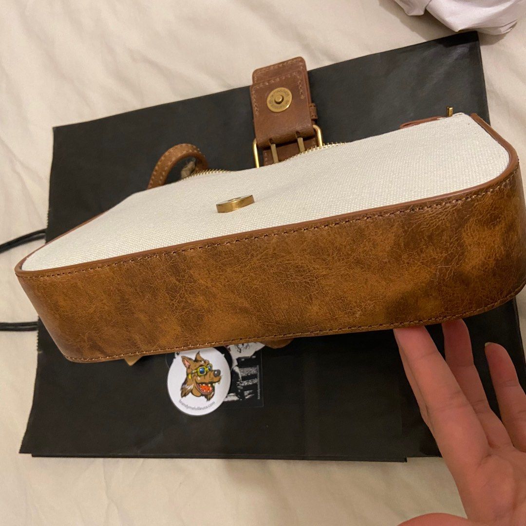 Brandy Melville bag, Women's Fashion, Bags & Wallets, Shoulder Bags on