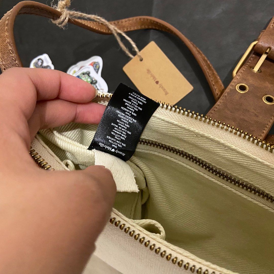 Brandy Melville bag, Women's Fashion, Bags & Wallets, Shoulder Bags on