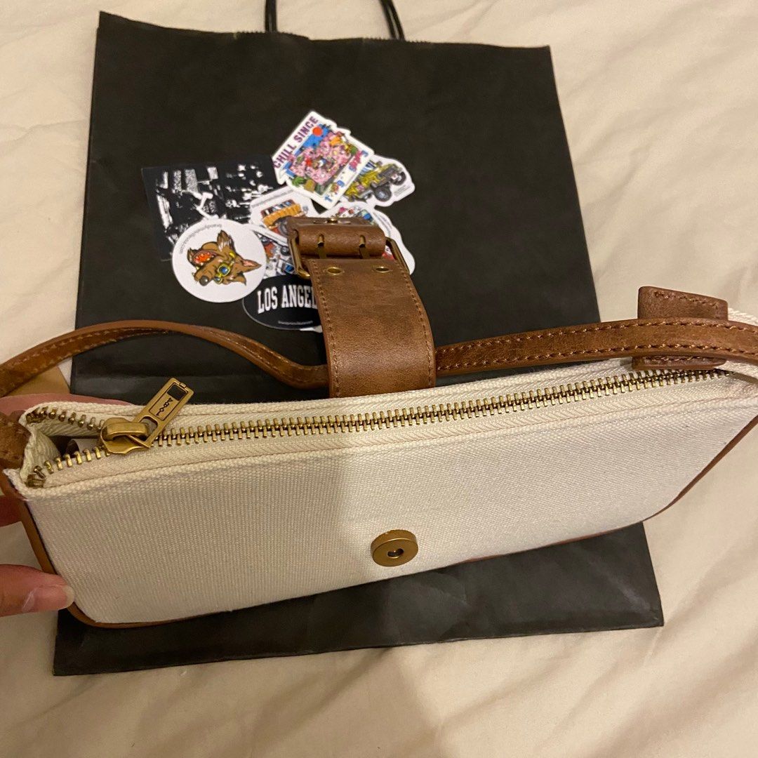 Brandy Melville bag, Women's Fashion, Bags & Wallets, Shoulder Bags on