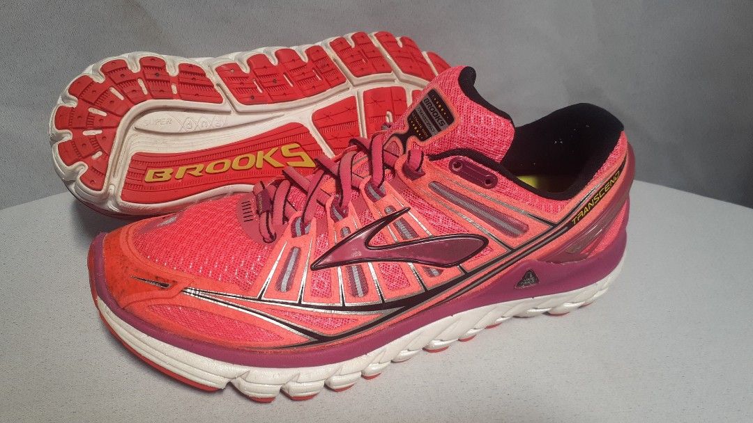 Brooks transcend discount diva pink