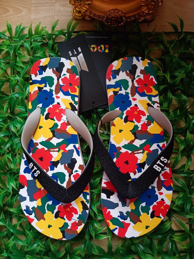 Bts deals flip flops
