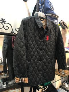 BURBERRY女款菱格紋戰馬格紋外套