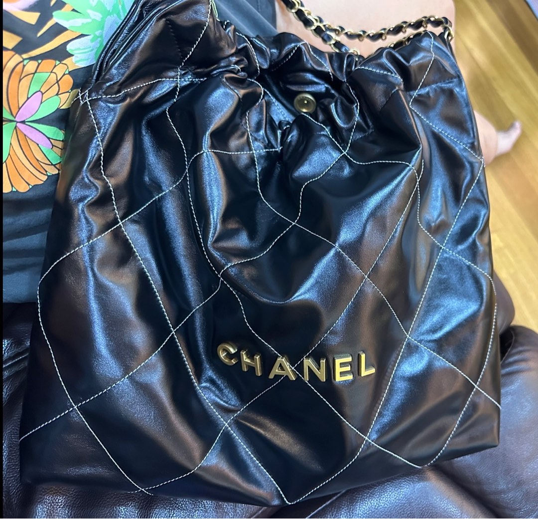 Chanel 22 medium GHW, Luxury, Bags & Wallets on Carousell