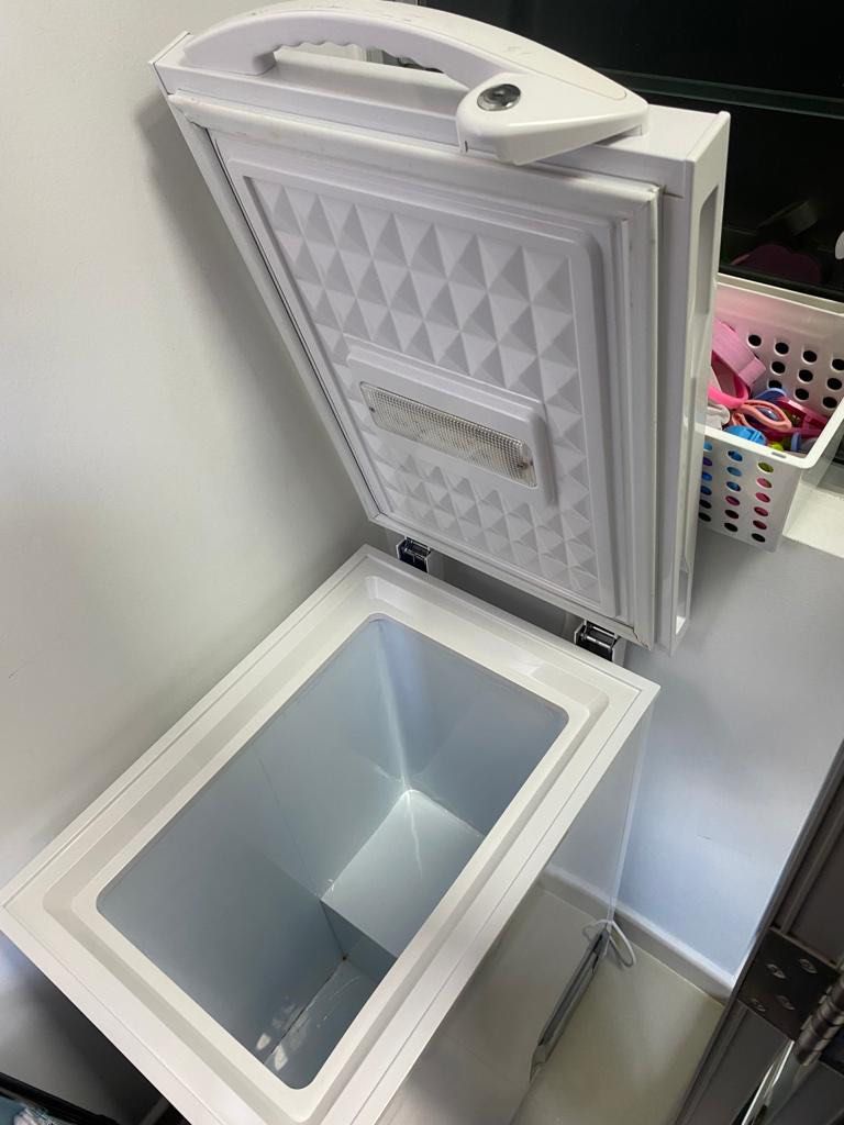 Chest Freezer 70L, TV & Home Appliances, Kitchen Appliances ...