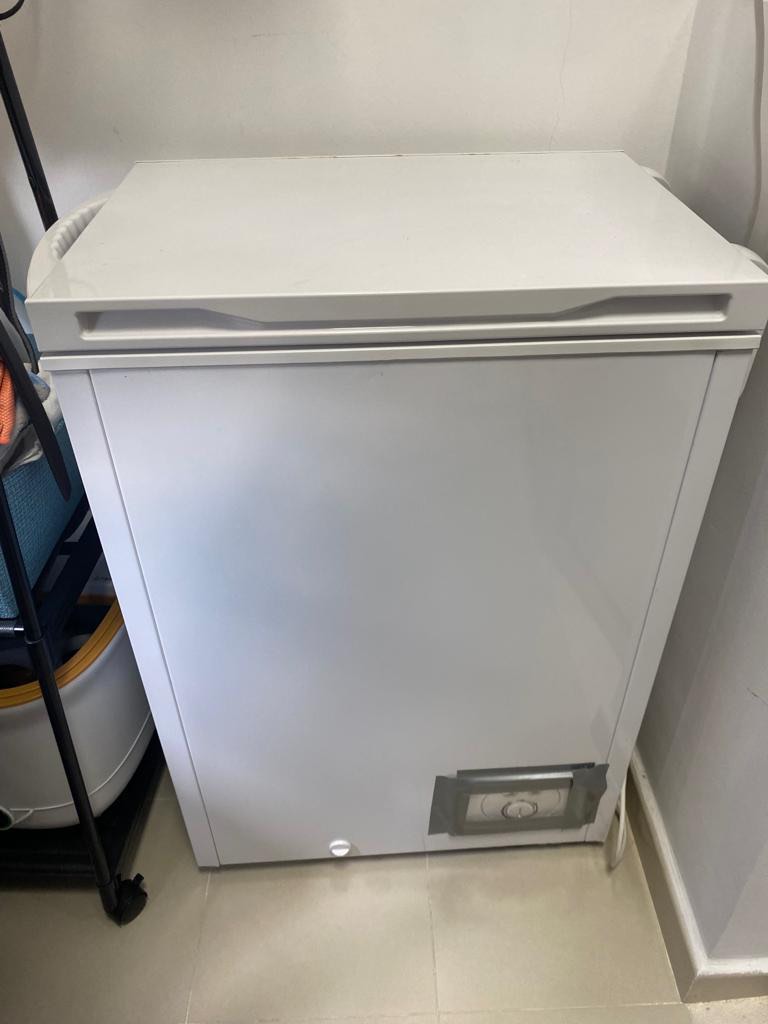 Chest Freezer 70L, TV & Home Appliances, Kitchen Appliances ...