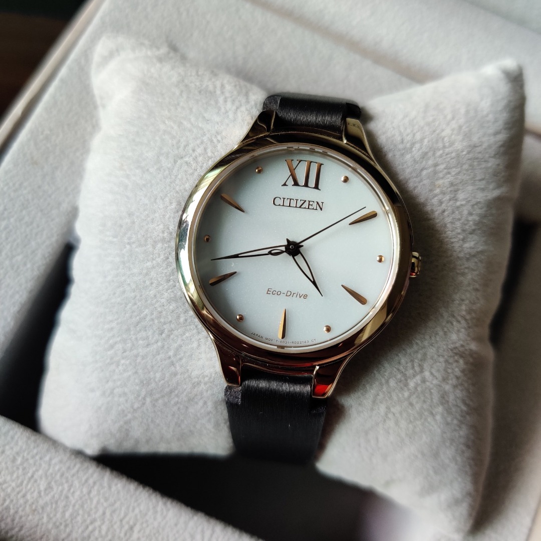 Citizen Ladies Watch EM055318A, Luxury, Watches on Carousell