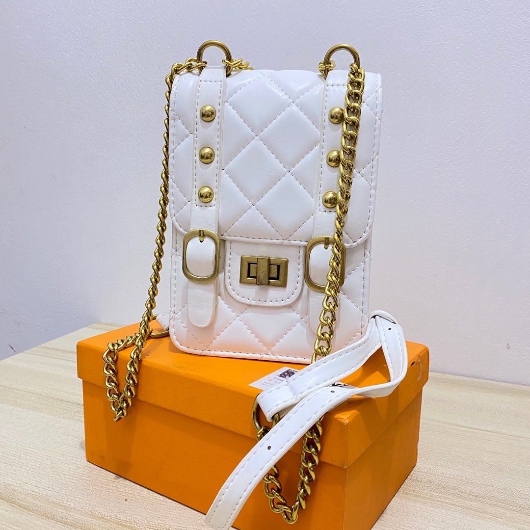 Class a chanel bags store