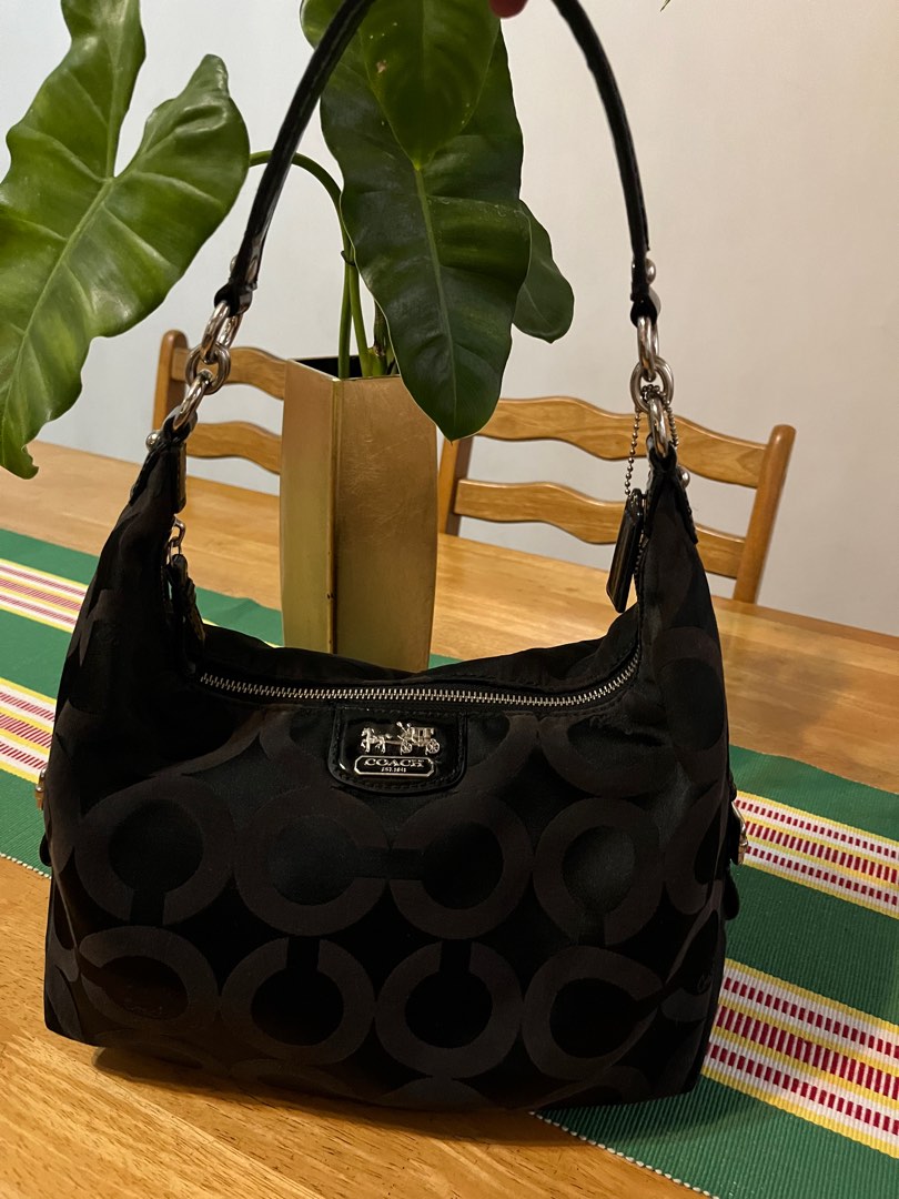 Coach canvas hobo bag outlet