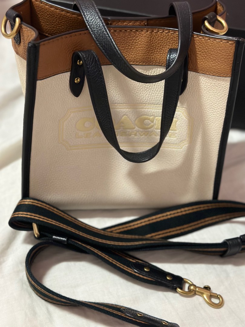 COACH SMALL TOTE BAG, Luxury, Bags & Wallets on Carousell
