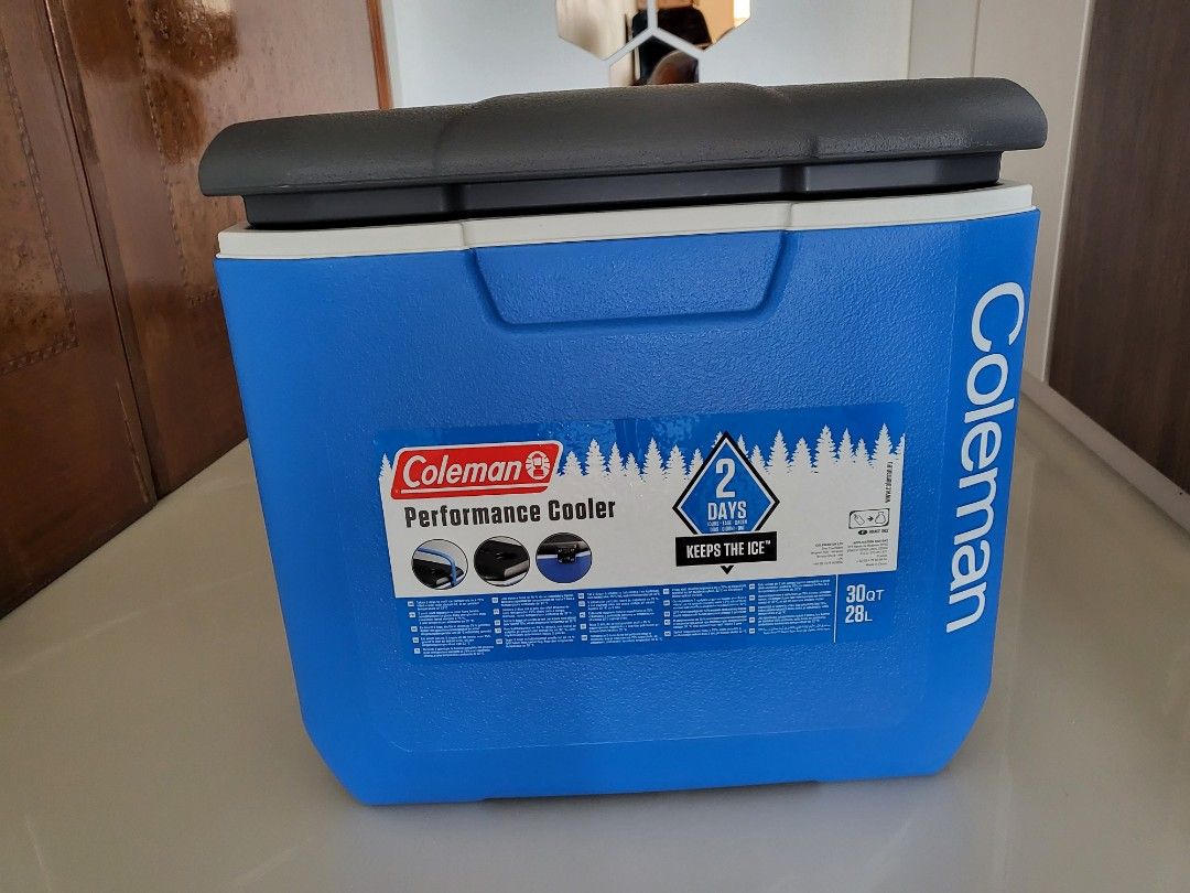 Coleman cooler box 15L, newest generation, Sports Equipment, Hiking & Camping on Carousell