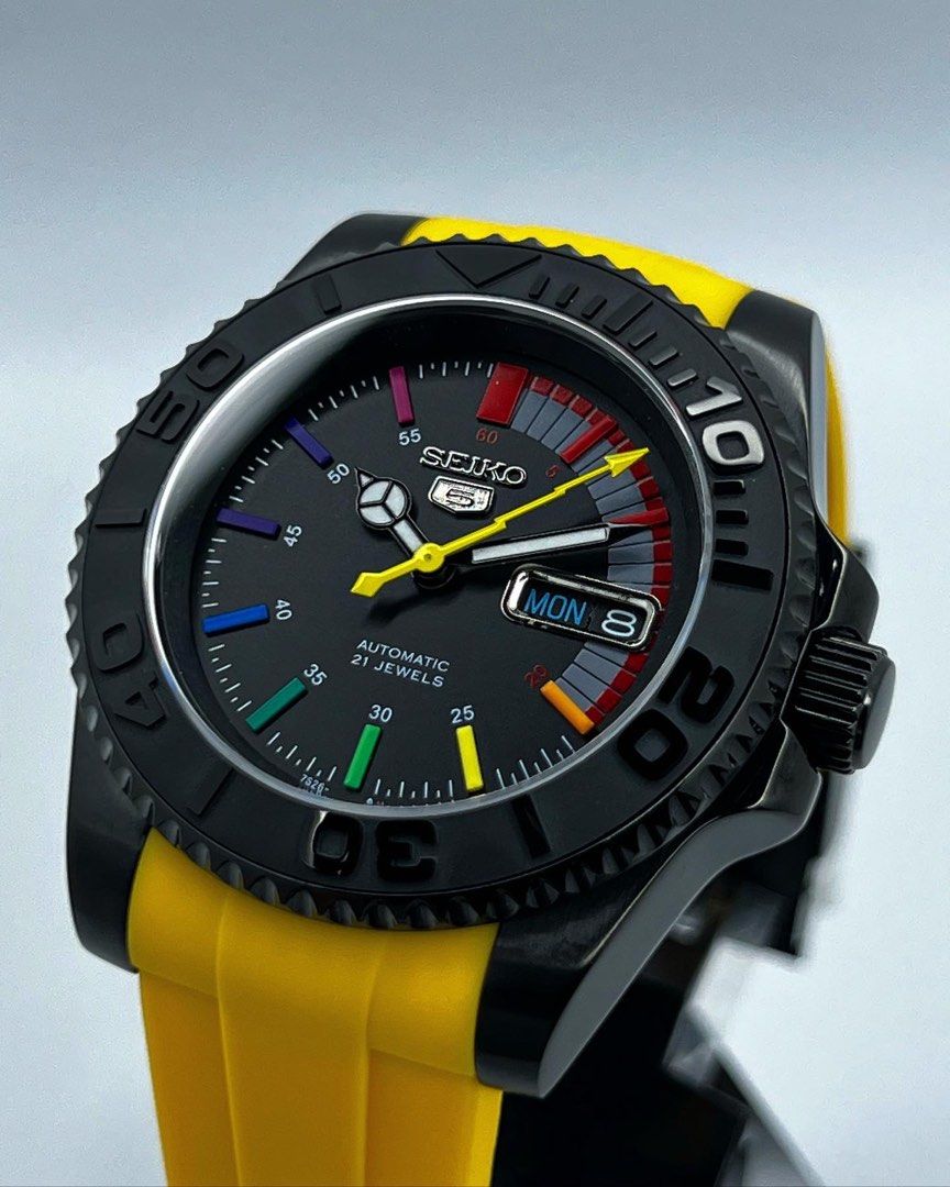Seiko black yellow store