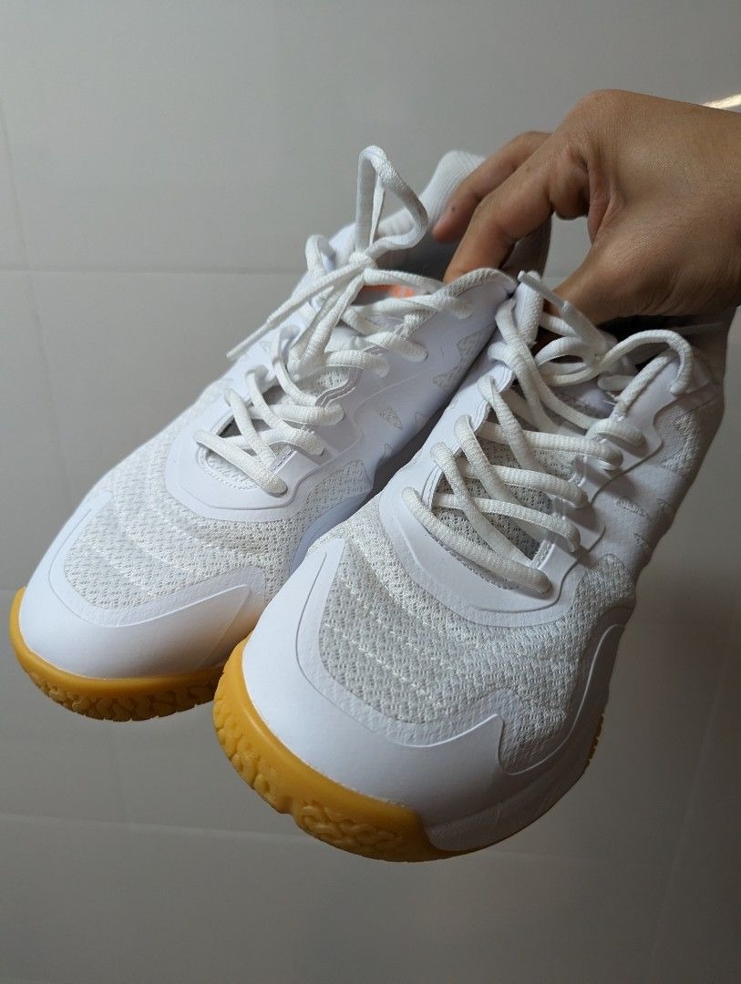 Decathlon badminton shoe size EU 44, Sports Equipment, Other Sports