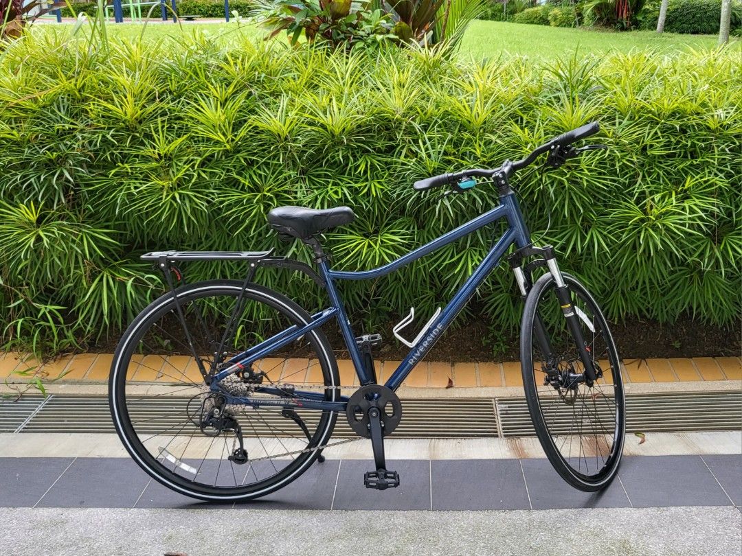 Decathlon riverside 500 hybrid bicycle, Sports Equipment, Bicycles