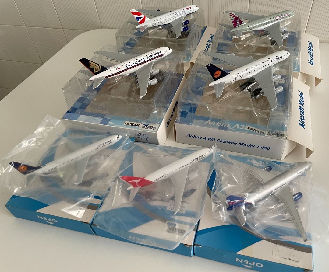 Diecast airplane models (whole lot for 40), Hobbies & Toys, Toys