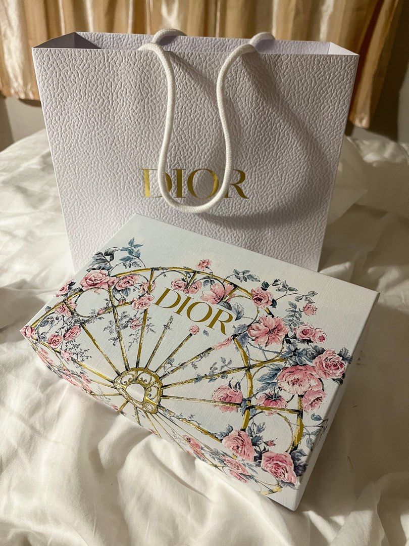 Dior - Mini Dior Book Tote with Strap White Multicolor Toile de Jouy Mexico Embroidery (21.5 x 13 x 7.5 cm) - Women