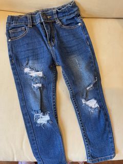 Distressed Jeans (4T)