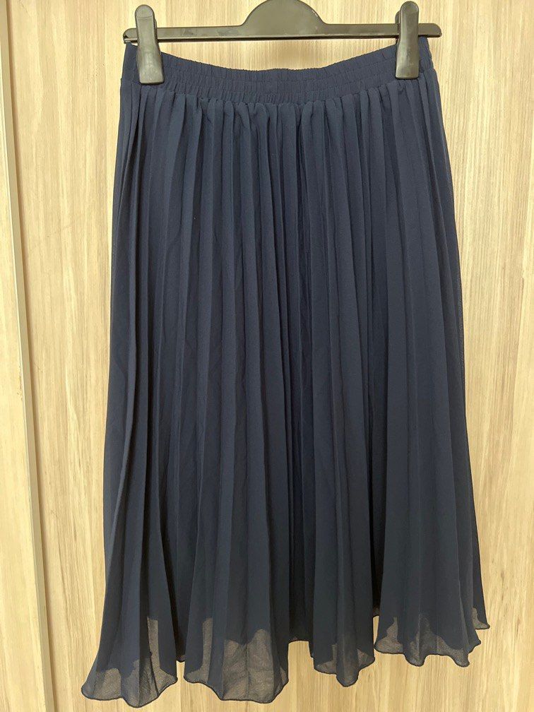 Dorothy perkins deals navy pleated skirt