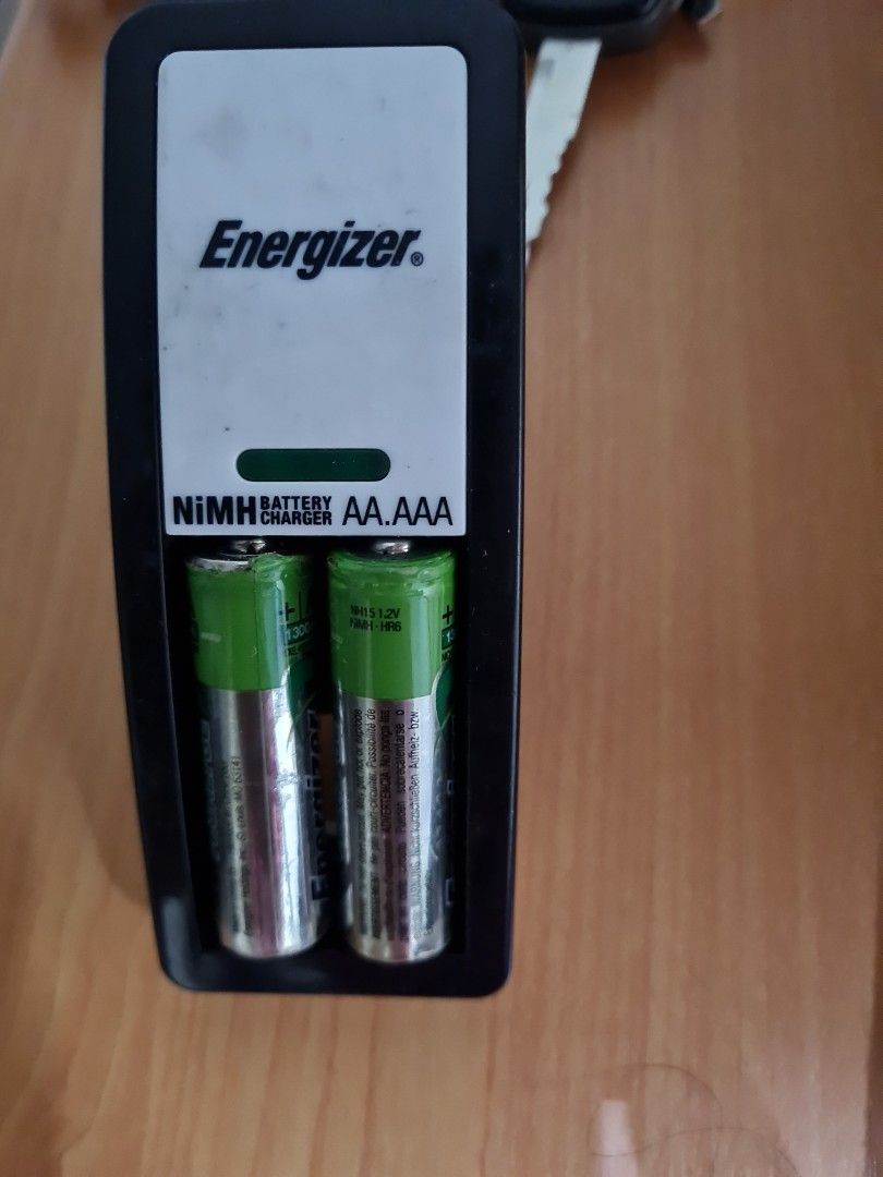 Energizer rechargable battery (Category: Batteries & Power Banks) located in San Juan City. Submitted by declutter1990 (Listing ID 1228180560, Image 1). Description: .