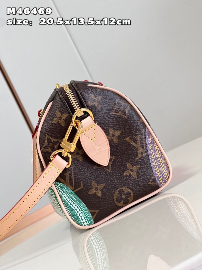 Louis Vuitton LV x YK Pumpkin Key Holder & Bag Charm, Blue, One Size