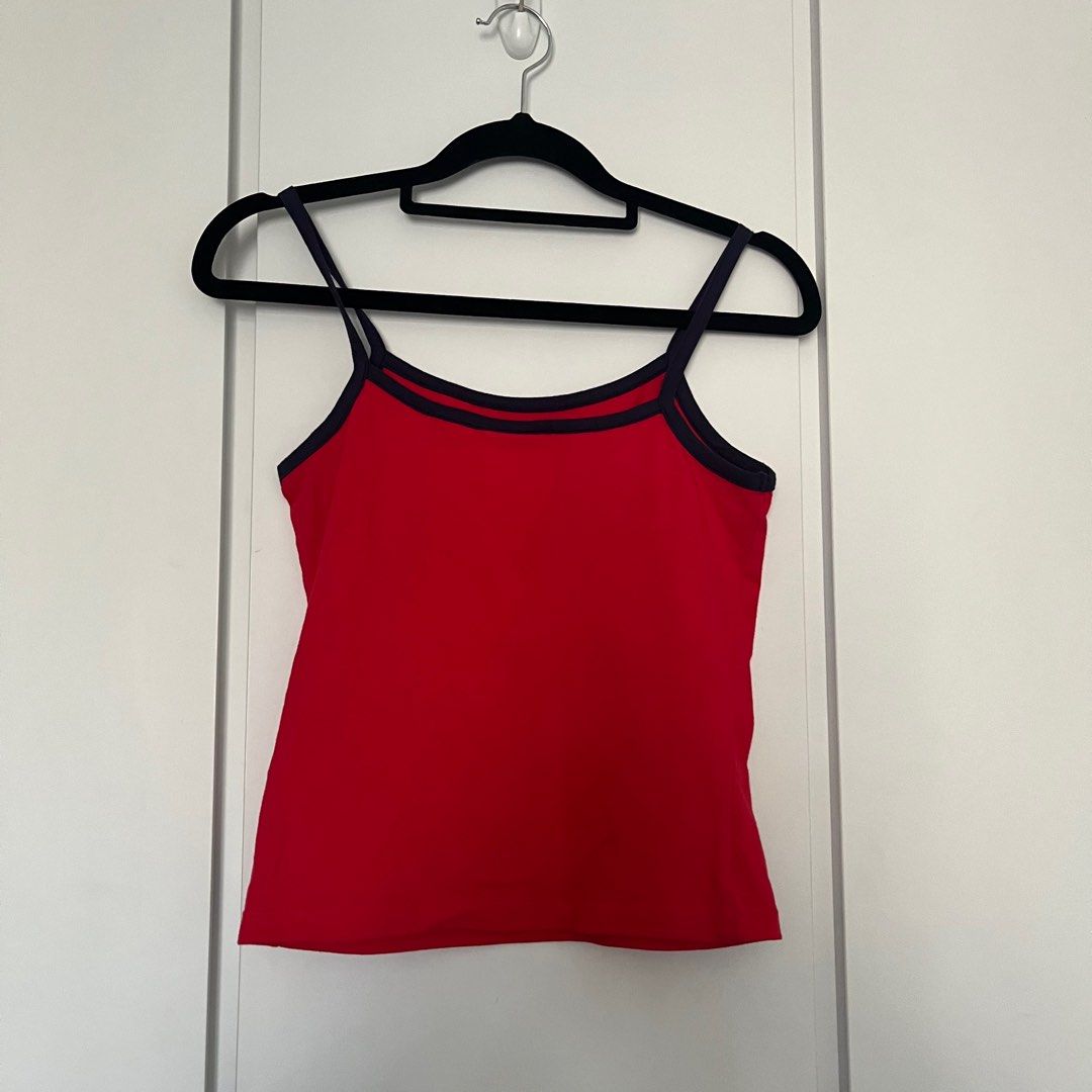 Fila red top clearance