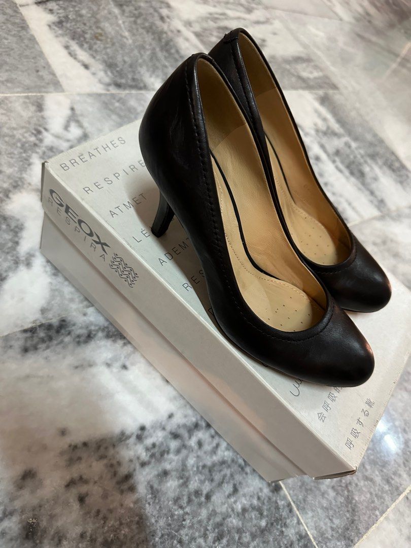 Geox 2025 black pumps