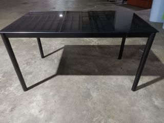 Glass Top Dining Table * 140cm