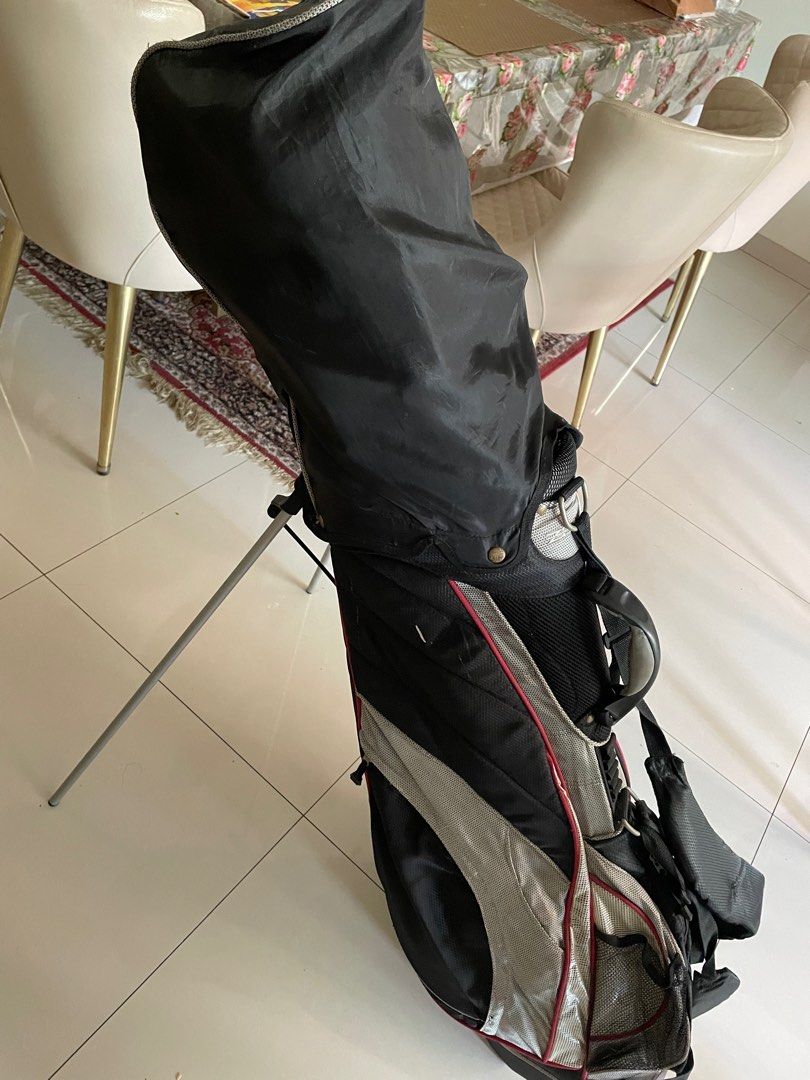 Golf SetZevo steel set (13 clubs and bag), Sports Equipment, Sports