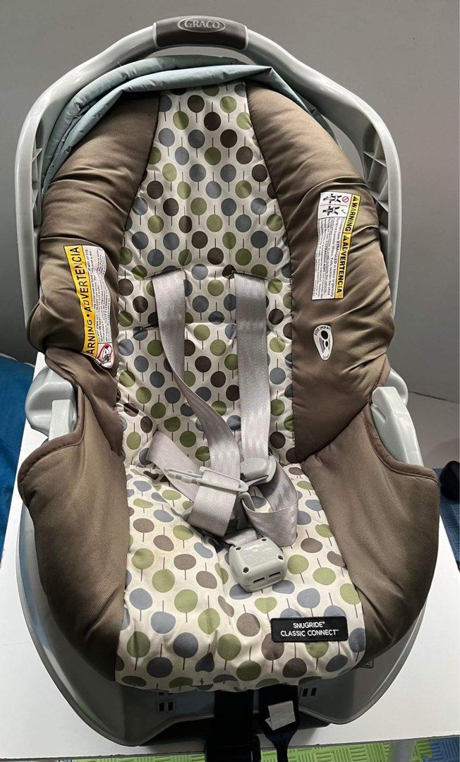 Graco snugride classic bee connect