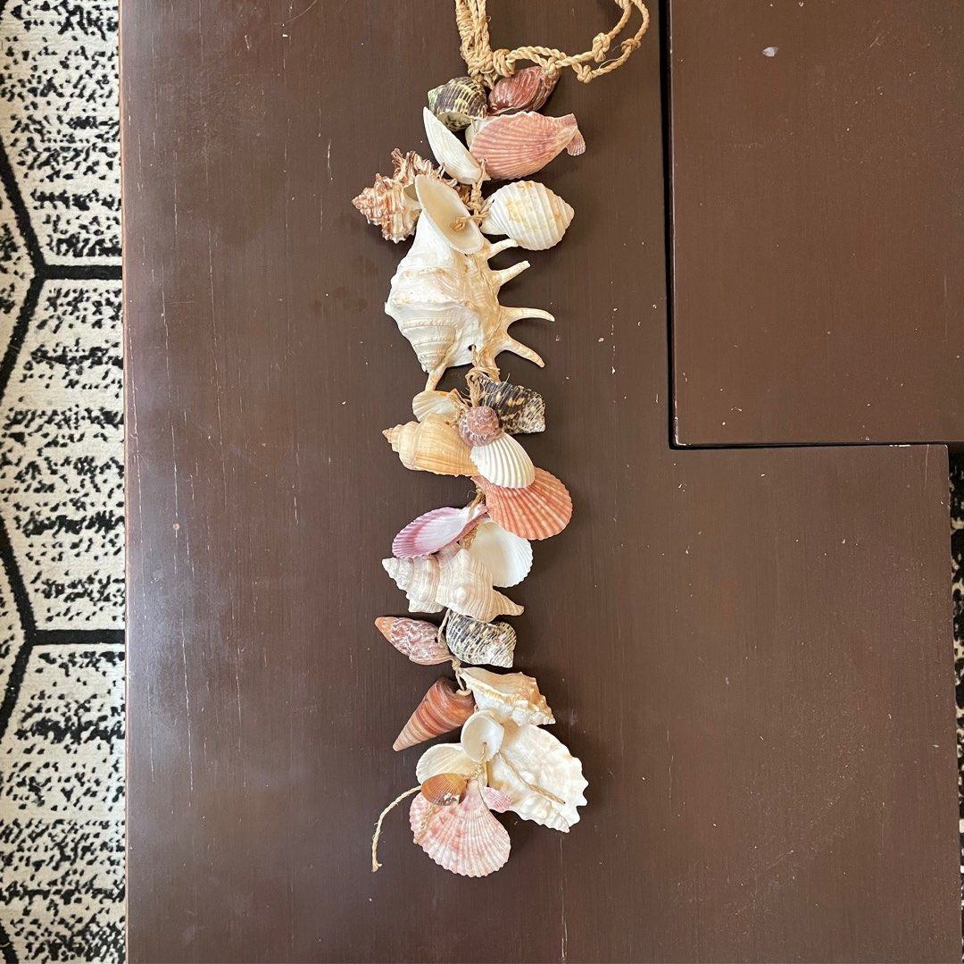 Hanging Sea Shell Decor (Category: Wall Decor) located in Apalit. Submitted by dimenheats (Listing ID 1228070427, Image 2). Description: SF is P74 and up MOD: LBC or J&T Meet up around Pampanga MOP: GCash or Bank Transfer .