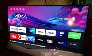 HISENSE 43 INCHES SMART TV FLATSCREEN (43a4gs) negotiable