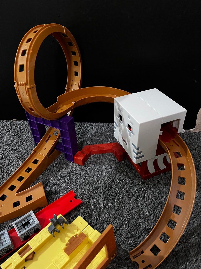 Hot wheels minecraft track shop