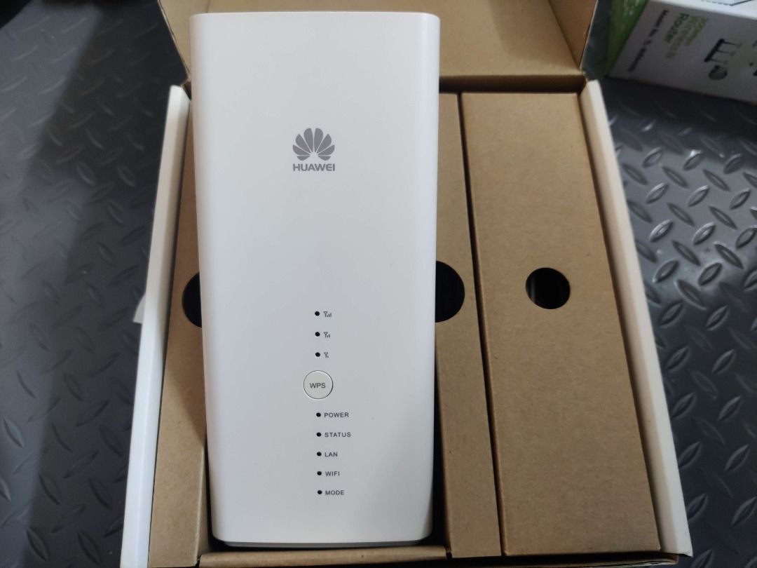 Huawei 4G Router B618-65D V11, Computers & Tech, Parts & Accessories ...
