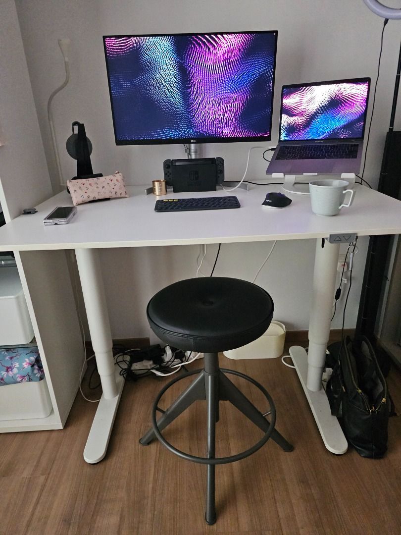 Ikea Bekant electric standing desk white