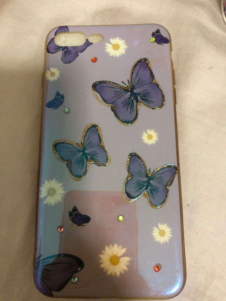 Iphone 8 Plus casing (Category: Cases & Sleeves) located in Singapore. Submitted by kimmie_t (Listing ID 1228201220, Image 1). Description: .