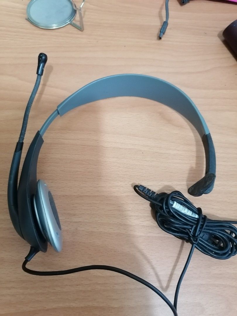 Jabra one side headphone, Audio, Earphones on Carousell