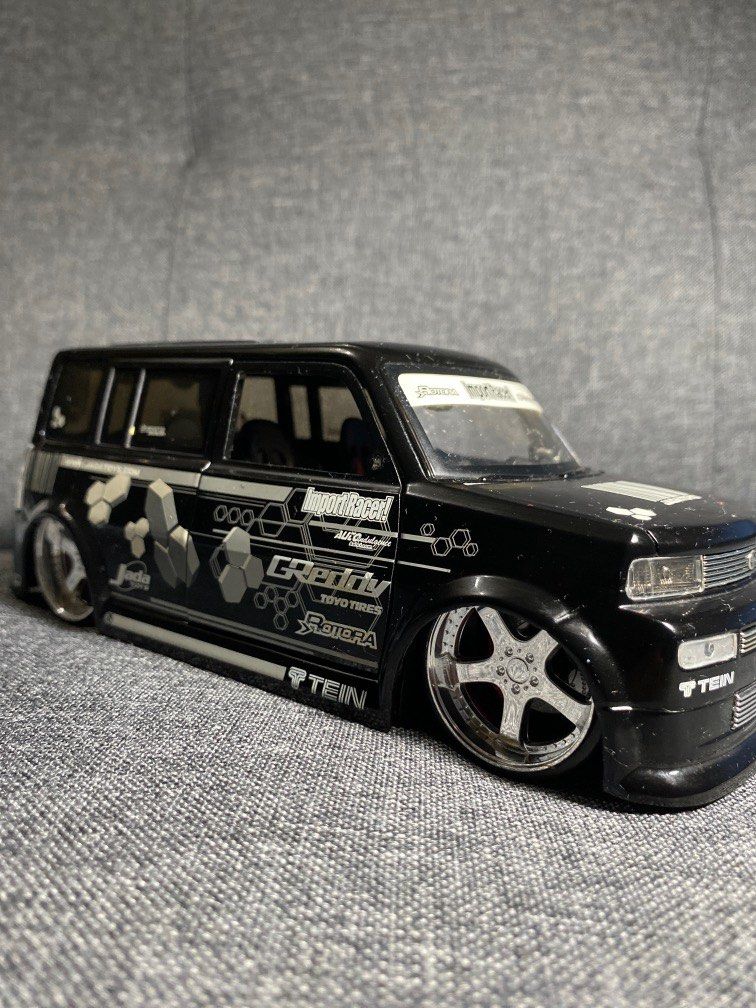 Jada Scion Xb Diecast 1/24, Hobbies & Toys, Memorabilia & Collectibles