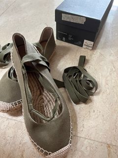 (Category: ) located in . Submitted by altleslie (Listing ID 1228139666, Image 1). Description: .
