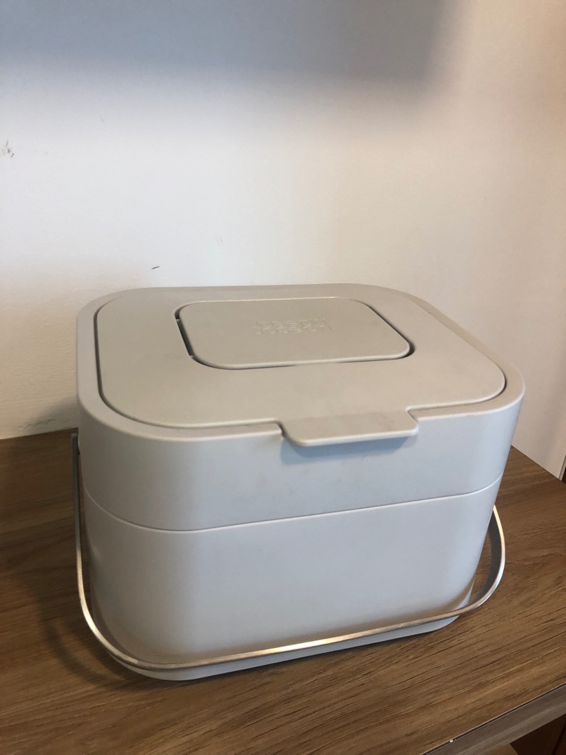 Joseph Joseph 4L Food Waste Caddy Bin, Furniture & Home Living