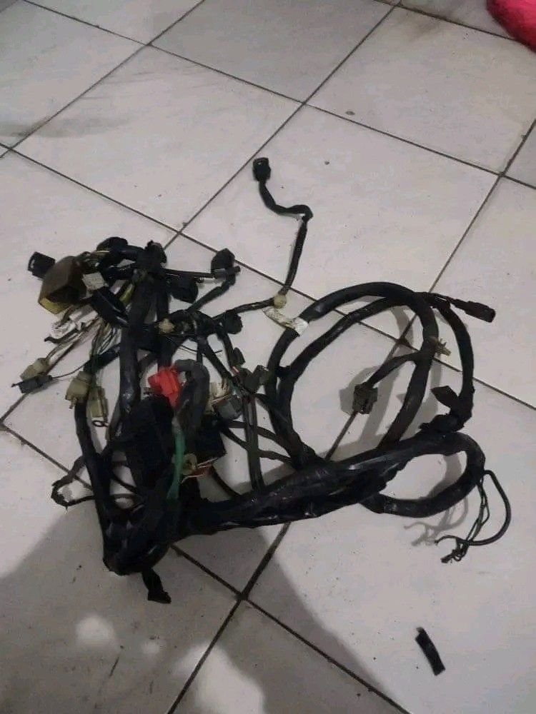 Kabel body + kabel aki on Carousell