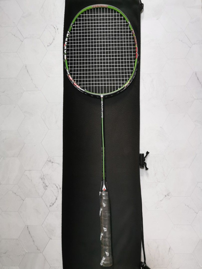 Ultra Ax Racket Karakal Black Zone 20 Badminton Racket with Felet Ultramax 66 Badminton ...