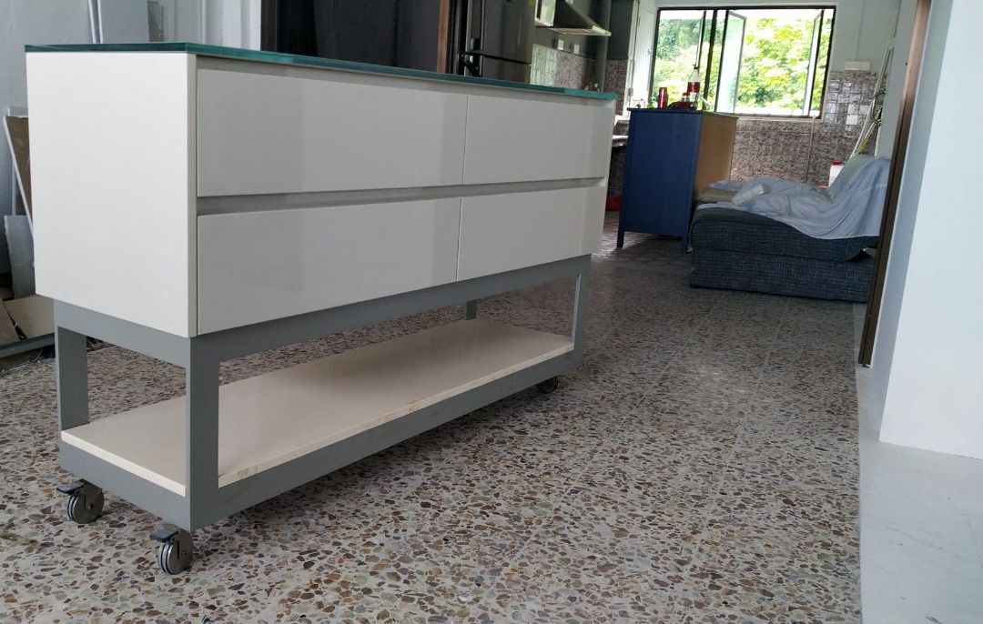 Kitchen Island with castor wheels and tempered glass top, Everything