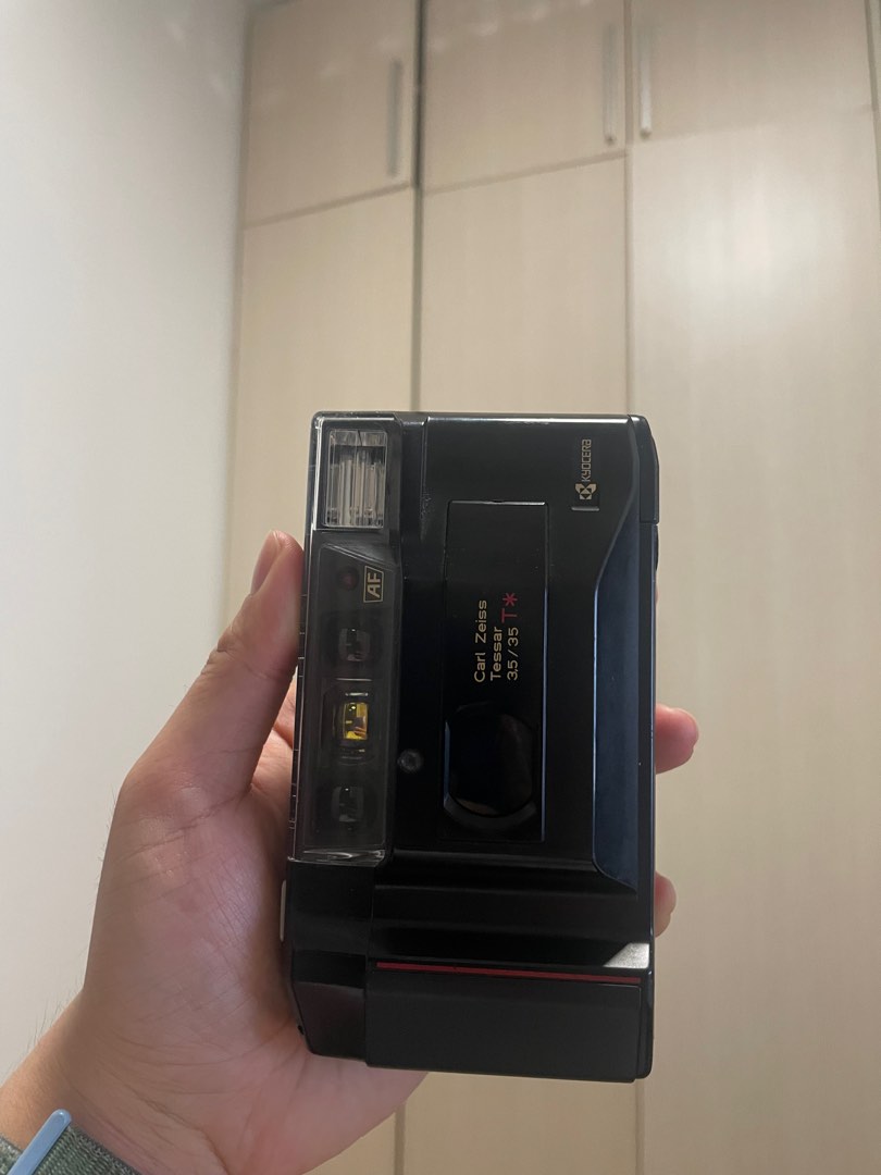 Kyocera TD point and shoot film camera, Photography, Cameras on Carousell