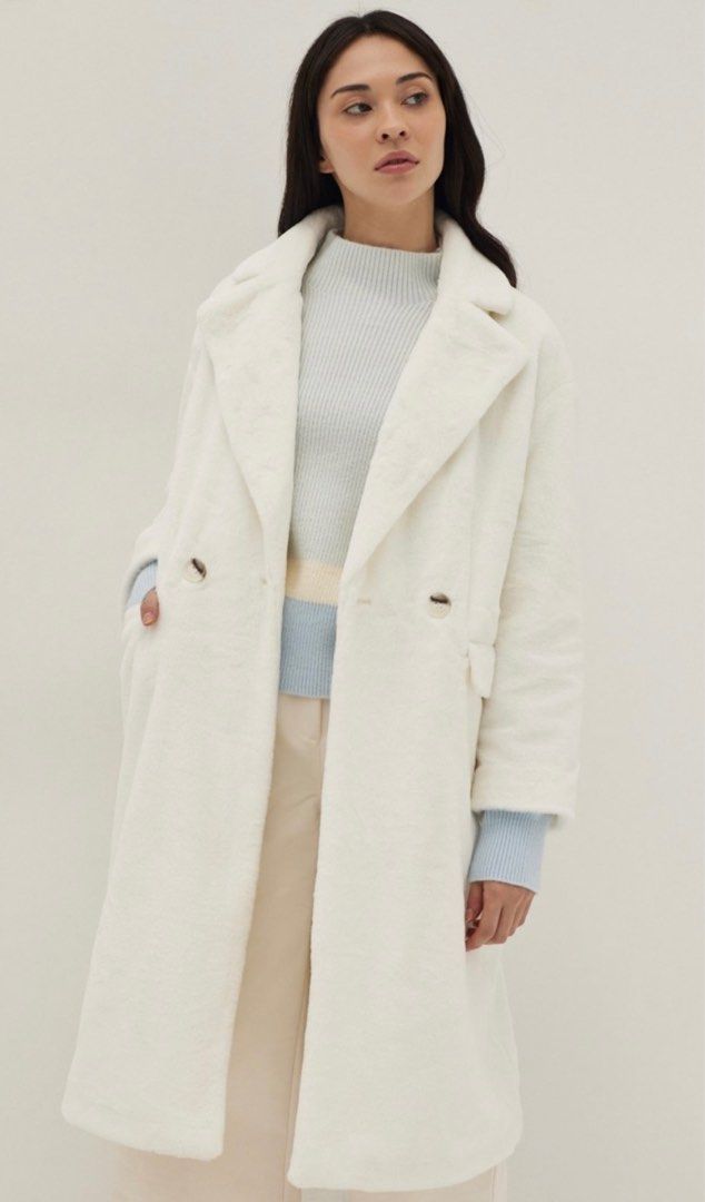 White top oversized coat