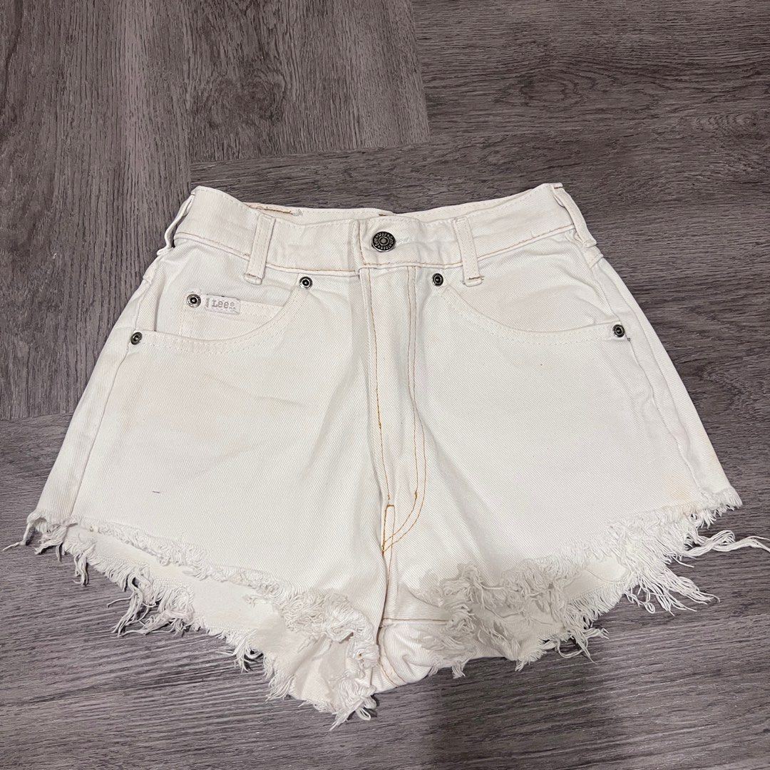 White vintage shorts 2025