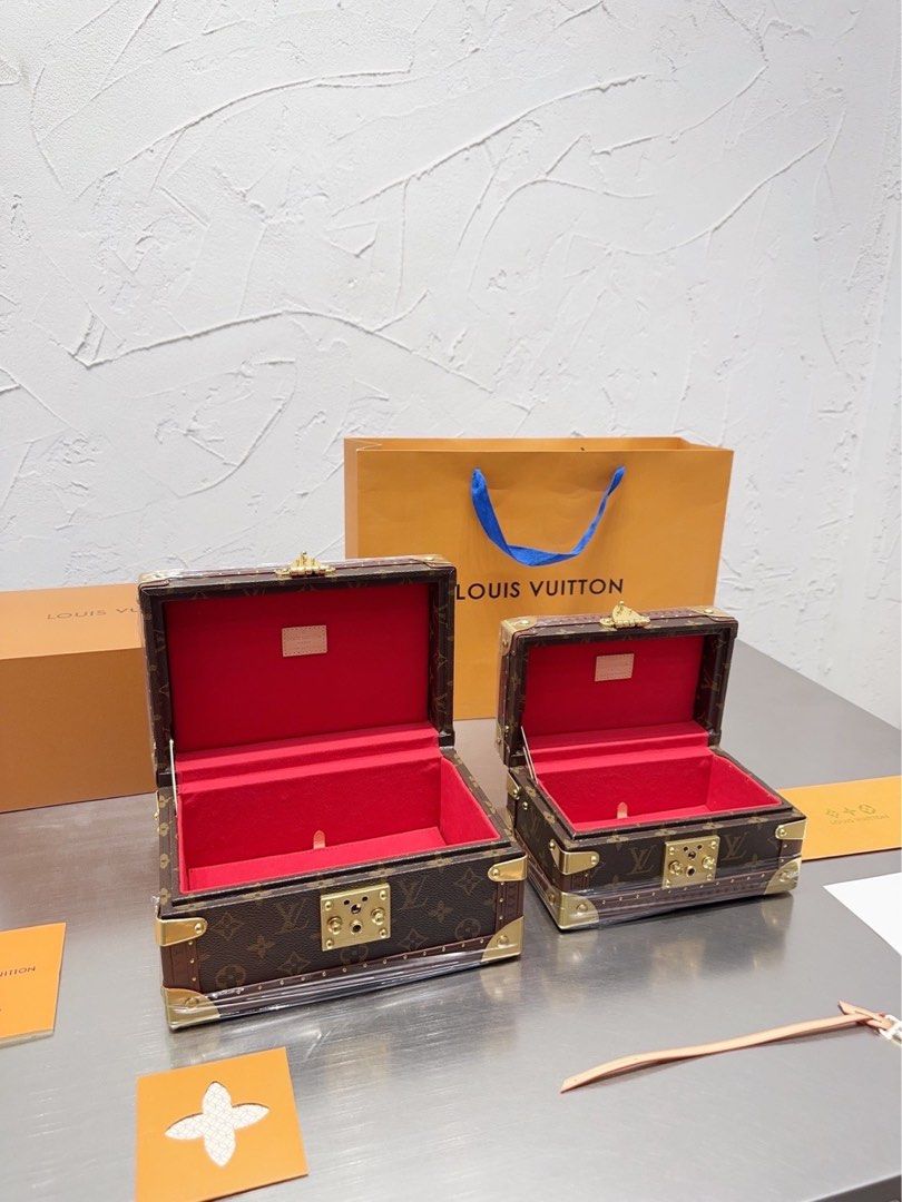 Louis Vuitton Box - 1,037 For Sale on 1stDibs  how much is a louis vuitton  box worth, louis vuitton bag box for sale, fake lv box