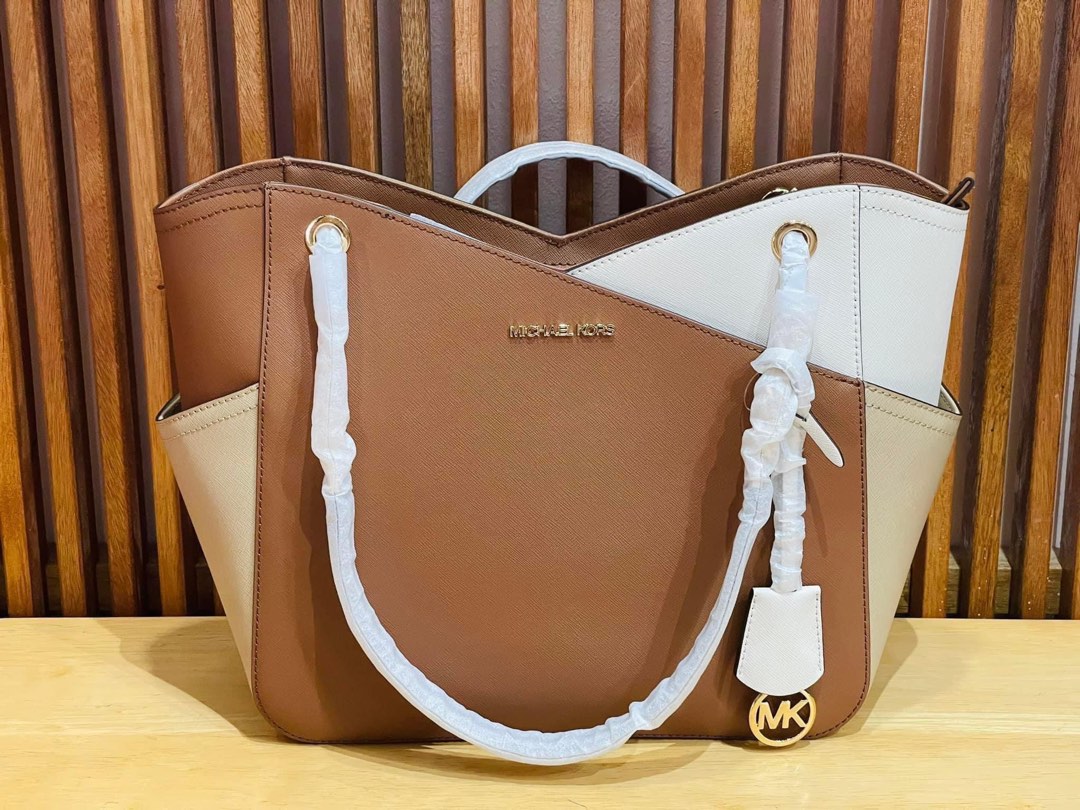 MICHAEL KORS Jet Set Large Color-Block Saffiano Leather Tote Bag LUGGAGE  MULTI, Luxury, Bags & Wallets on Carousell