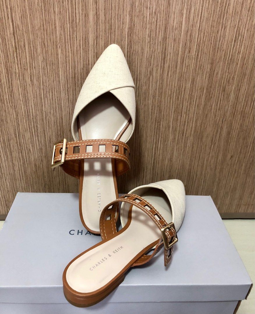 Cut out on sale shoes flats